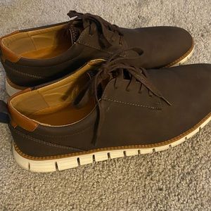 Chocolate Brown Deer Stags Memory Form lace up & Only worn 3 times.